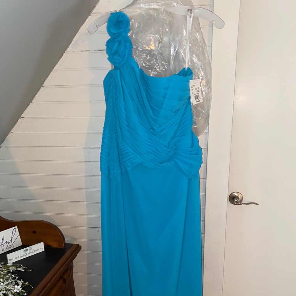 Beautiful bridesmaid dress